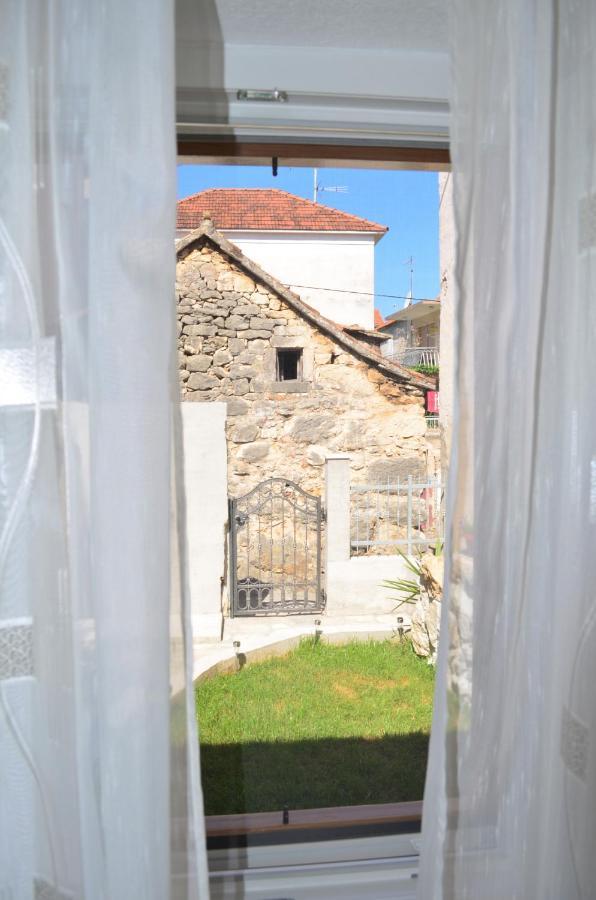 Apartman Romana Τρογκίρ Εξωτερικό φωτογραφία