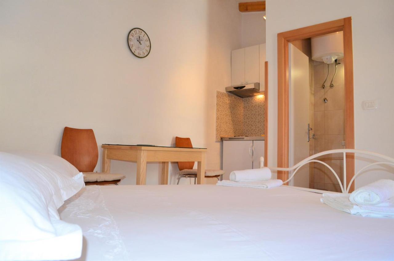 Apartman Romana Τρογκίρ Εξωτερικό φωτογραφία